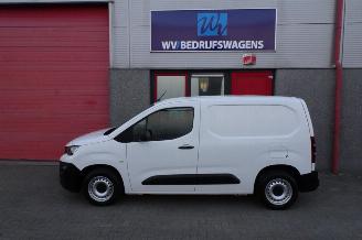 Peugeot Partner 1.6 BlueHDI Pro airco trekhaak picture 5