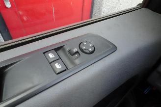 Peugeot Expert 2.0 BlueHDI 120 Standard Premium airco navi automaat picture 20