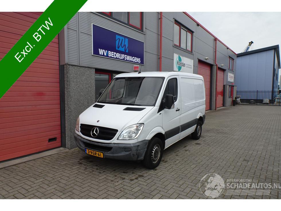 Mercedes Sprinter 213 2.2 CDI 325 190585 km 3 zits
