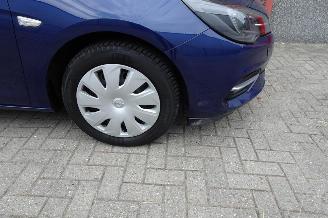 Opel Astra Sports Tourer lkw picture 21