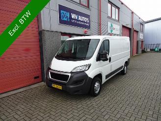 occasione veicoli commerciali Peugeot Boxer 330 2.2 HDI L2H1 XT 3 zits airco 2016/6