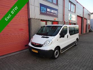 Damaged car Opel Vivaro Combi 2.0 CDTI L2H1 EcoFLEX lange personenbus met airco 2014/7
