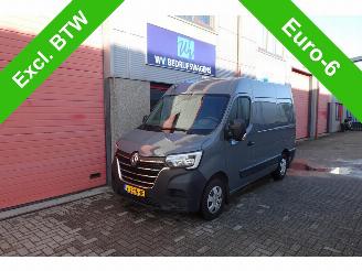 bruktbiler bedrijf Renault Master T33 2.3 dCi 135 L1H2 Comfort 3 zits 139721 km !!!! 2021/4