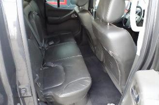 Nissan Navara dc automaat lang airco navara picture 14