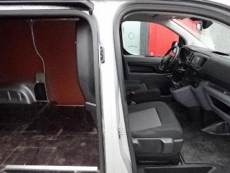 Peugeot Expert 231S 2.0 BlueHDI 120 Premium picture 26