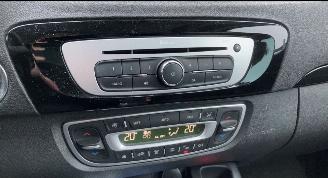 Renault Scenic  picture 11