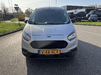 Ford Transit Courier Van  picture 2