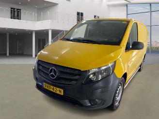 krockskadad bil bedrijf Mercedes Vito E Vito Lang 41 kW/h 2020/10