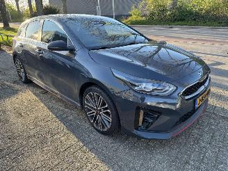 Unfallwagen Kia Ceed  2020/9
