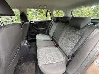 Volkswagen Golf  picture 11