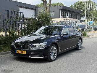 krockskadad bil auto BMW 7-serie  2016/9
