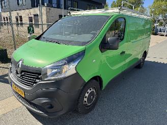 skadebil bedrijf Renault Trafic  2018/2