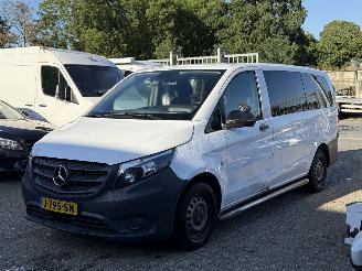 damaged passenger cars Mercedes Vito  2020/11