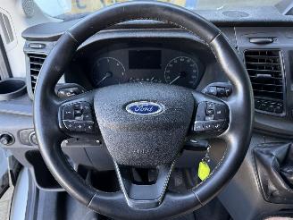 Ford Transit  picture 7