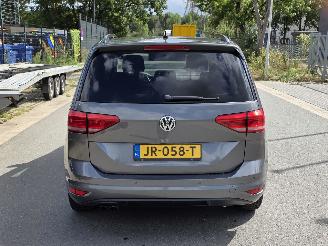 Volkswagen Touran  picture 5