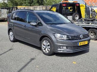 Volkswagen Touran  picture 3