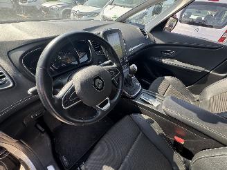 Renault Scenic  picture 10