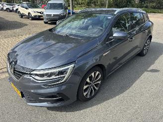 uszkodzony samochody osobowe Renault   2021/6