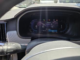 Volvo V-90 B5 Automaat Plus Dark picture 9