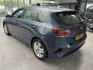 Kia Ceed  picture 4
