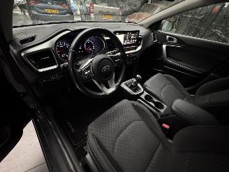 Kia Ceed  picture 7