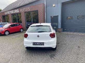 uszkodzony samochody osobowe Volkswagen Polo 1.0 TSI Comfortline Hatchback 5-dr. 2018/9