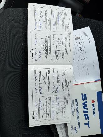 Suzuki Swift 1.3 Cool  AIRCO Hatchback 3-dr. picture 22