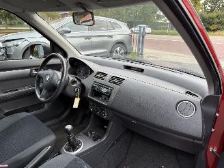 Suzuki Swift 1.3 Cool  AIRCO Hatchback 3-dr. picture 25