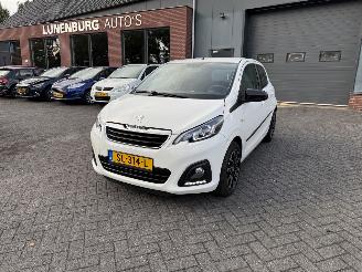 Voiture accidenté Peugeot 108 1.0 e-VTi Active  Hatchback 5-dr. 2018/4