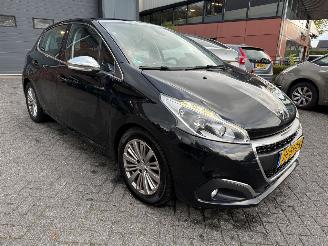 Peugeot 208 1.2 PureTech Allure 81kW Panorama Dak (Hatchback 5-dr.) picture 7