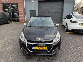 Peugeot 208 1.2 PureTech Allure 81kW Panorama Dak (Hatchback 5-dr.) picture 8