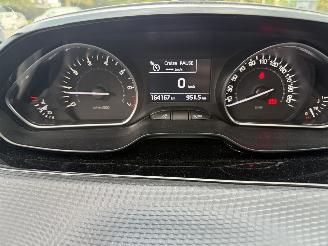 Peugeot 208 1.2 PureTech Allure 81kW Panorama Dak (Hatchback 5-dr.) picture 18