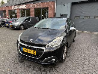 Schadeauto Peugeot 208 1.2 PureTech Allure (Hatchback 5-dr.) 2016/3