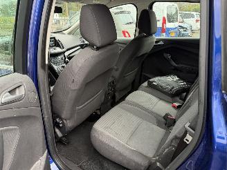 Ford C-Max 1.0 Titanium  MPV 5-dr. picture 16