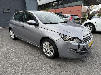 Peugeot 308 1.2 PureTech Active  Hatchback 5-dr. picture 9