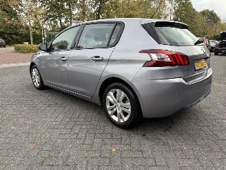 Peugeot 308 1.2 PureTech Active  Hatchback 5-dr. picture 3