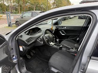 Peugeot 308 1.2 PureTech Active  Hatchback 5-dr. picture 19