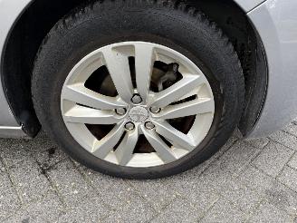 Peugeot 308 1.2 PureTech Active  Hatchback 5-dr. picture 14