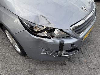 Peugeot 308 1.2 PureTech Active  Hatchback 5-dr. picture 13