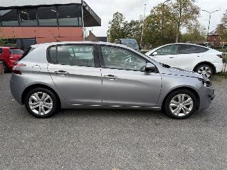 Peugeot 308 1.2 PureTech Active  Hatchback 5-dr. picture 6