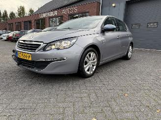 Peugeot 308 1.2 PureTech Active  Hatchback 5-dr. picture 32