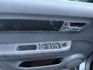 Suzuki Swift 1.3 Shogun  Hatchback 5-dr. picture 17