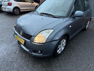 Suzuki Swift 1.3 Shogun  Hatchback 5-dr. picture 15