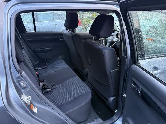 Suzuki Swift 1.3 Shogun  Hatchback 5-dr. picture 27