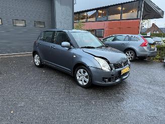 Suzuki Swift 1.3 Shogun  Hatchback 5-dr. picture 24