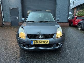 Suzuki Swift 1.3 Shogun  Hatchback 5-dr. picture 9
