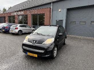  Peugeot 107 1.0-12V Urban Move AIRCO Hatchback 5-dr. 2010/7