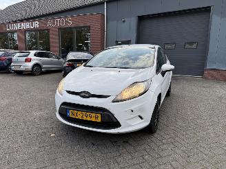 skadebil auto Ford Fiesta 1.25 Trend (Hatchback 3-dr.) 2009/4