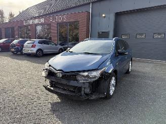 Toyota Auris 1.8 Hybrid Dynamic picture 14