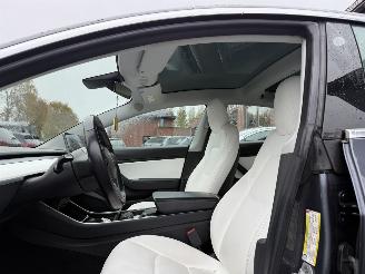 Tesla Model 3 Long Range AWD 75 kWh picture 15